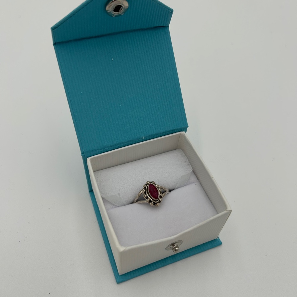 Ruby Ring - Picture 8 of 8